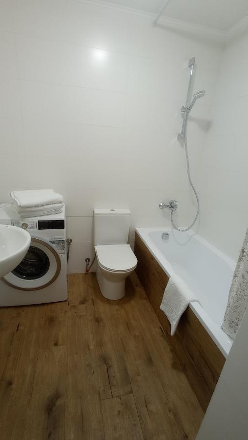N.A.N. Apartments City Centre Киев Екстериор снимка